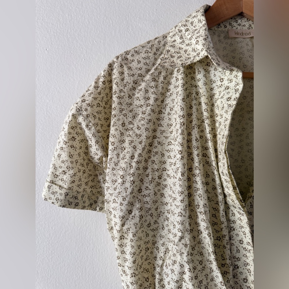 Cream Floral Cropped Top Blouse